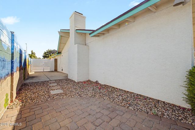 3822 W HELENA Drive, Glendale, AZ 85308