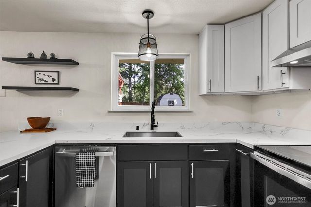 14513 Englewood Drive NW, Gig Harbor, WA 98329