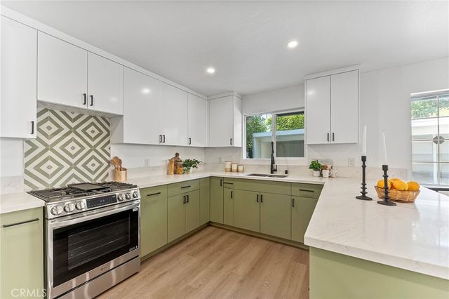 619 N Wilson Avenue B, Pasadena, CA 91106
