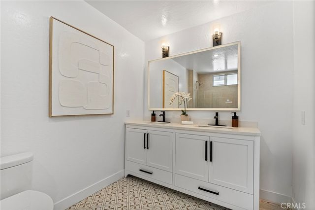 619 N Wilson Avenue B, Pasadena, CA 91106