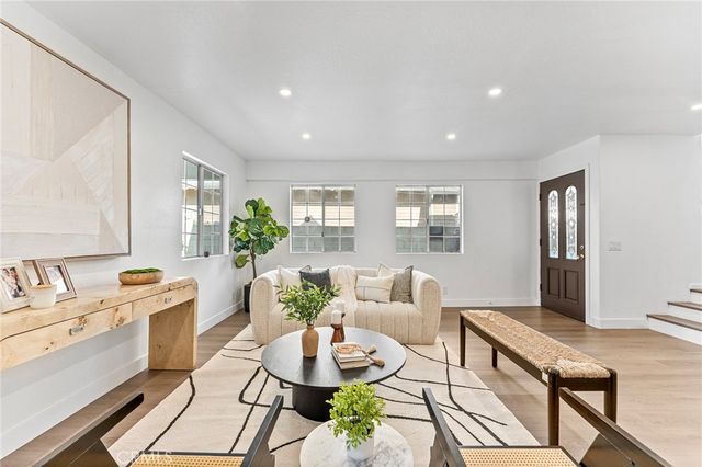 619 N Wilson Avenue B, Pasadena, CA 91106