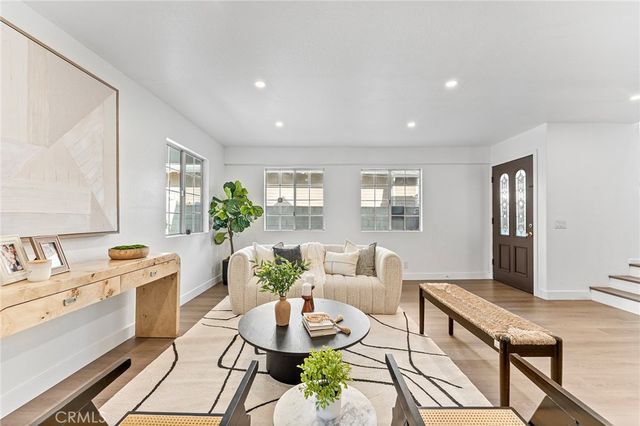 619 N Wilson Avenue B, Pasadena, CA 91106