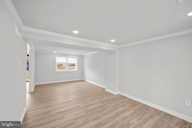 902 LAINGS AVE, Bristol, PA 19007