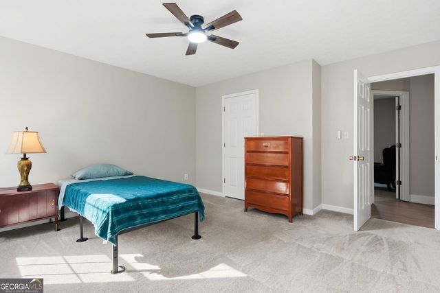 1215 Hillcrest Glenn Circle, Sugar Hill, GA 30518