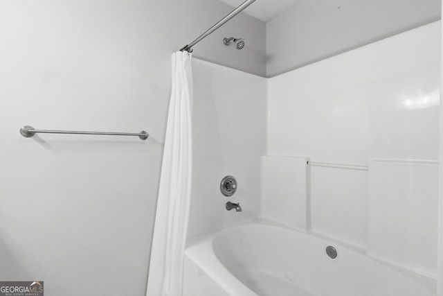 1215 Hillcrest Glenn Circle, Sugar Hill, GA 30518