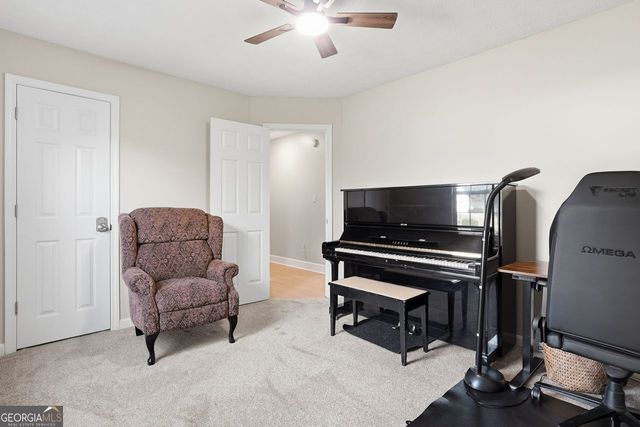 1215 Hillcrest Glenn Circle, Sugar Hill, GA 30518