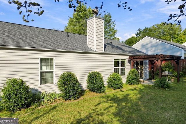 1215 Hillcrest Glenn Circle, Sugar Hill, GA 30518