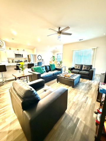 302 Del Monte Drive, Huntsville, TX 77320