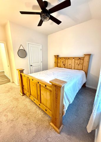 302 Del Monte Drive, Huntsville, TX 77320