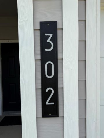 302 Del Monte Drive, Huntsville, TX 77320