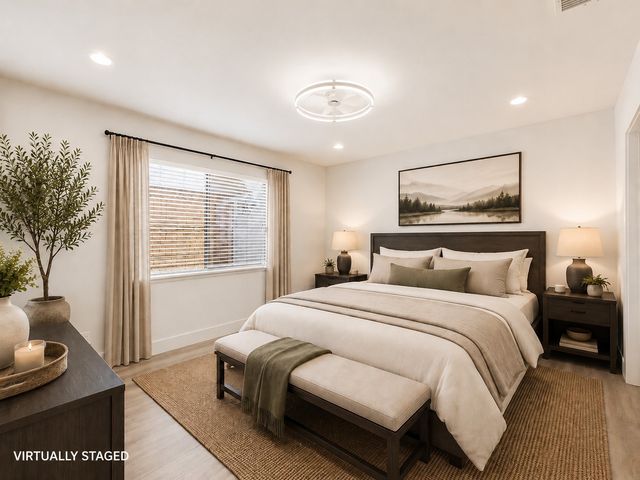 1907 Rambling Ridge Lane, Carrollton, TX 75007