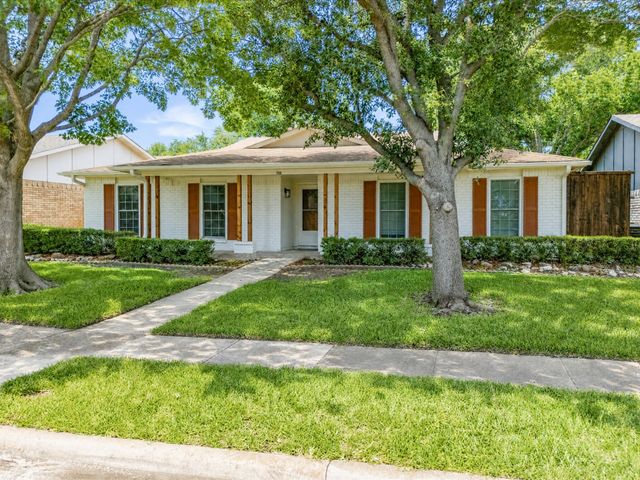 1907 Rambling Ridge Lane, Carrollton, TX 75007