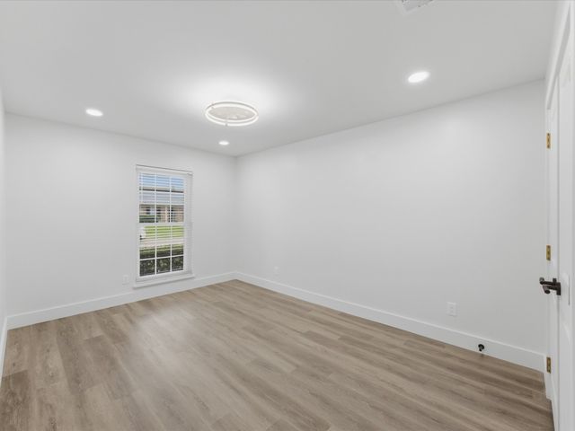 1907 Rambling Ridge Lane, Carrollton, TX 75007