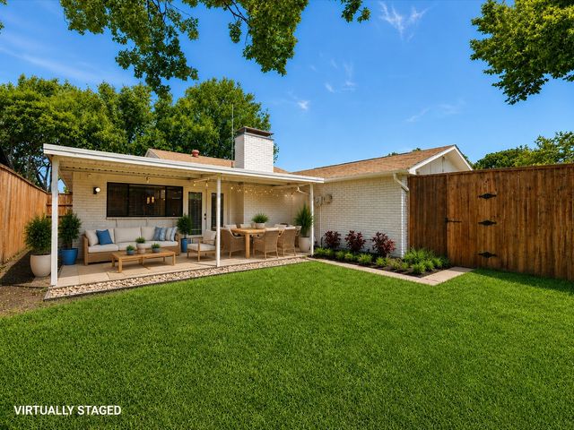 1907 Rambling Ridge Lane, Carrollton, TX 75007