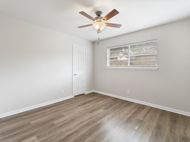 3925 Heatherglen Street, Bay City, TX 77414