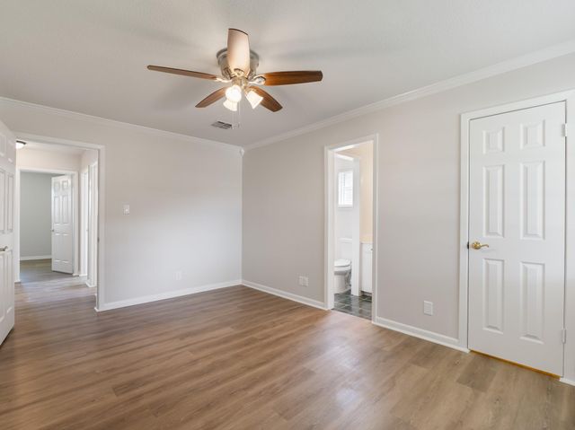 3925 Heatherglen Street, Bay City, TX 77414