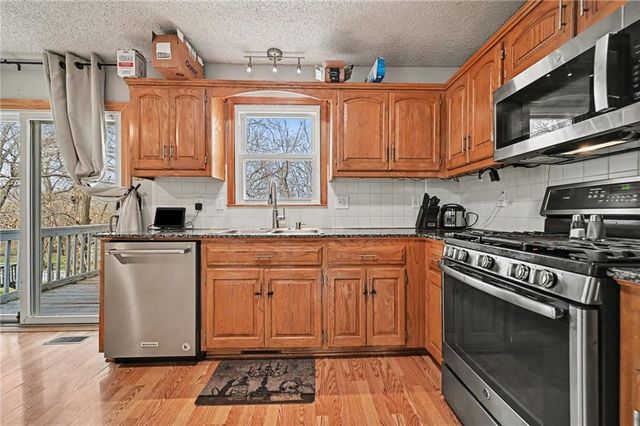 9600 NW 87th Terrace, Kansas City, MO 64153