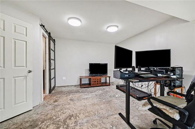 9600 NW 87th Terrace, Kansas City, MO 64153