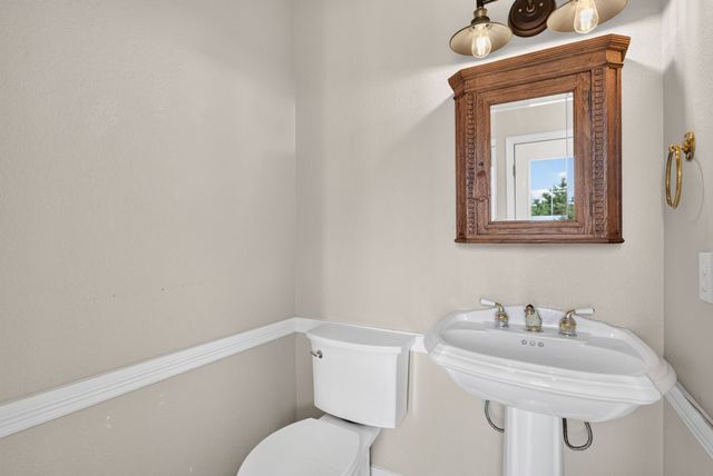 616 Redbud Court, Cedar Hill, TX 75104