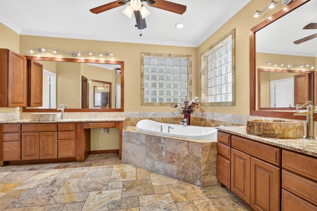 616 Redbud Court, Cedar Hill, TX 75104