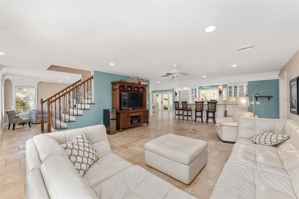 Image 13 of property listing at 2756 CUTTERS CORNER, The Villages, FL 32162
