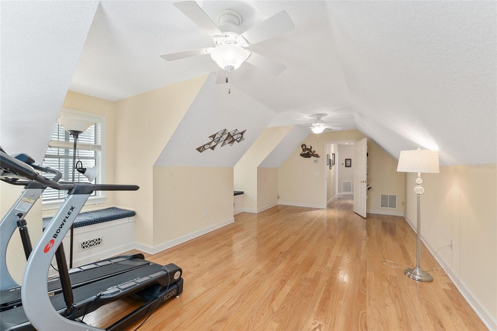 Image 70 of property listing at 2756 CUTTERS CORNER, The Villages, FL 32162