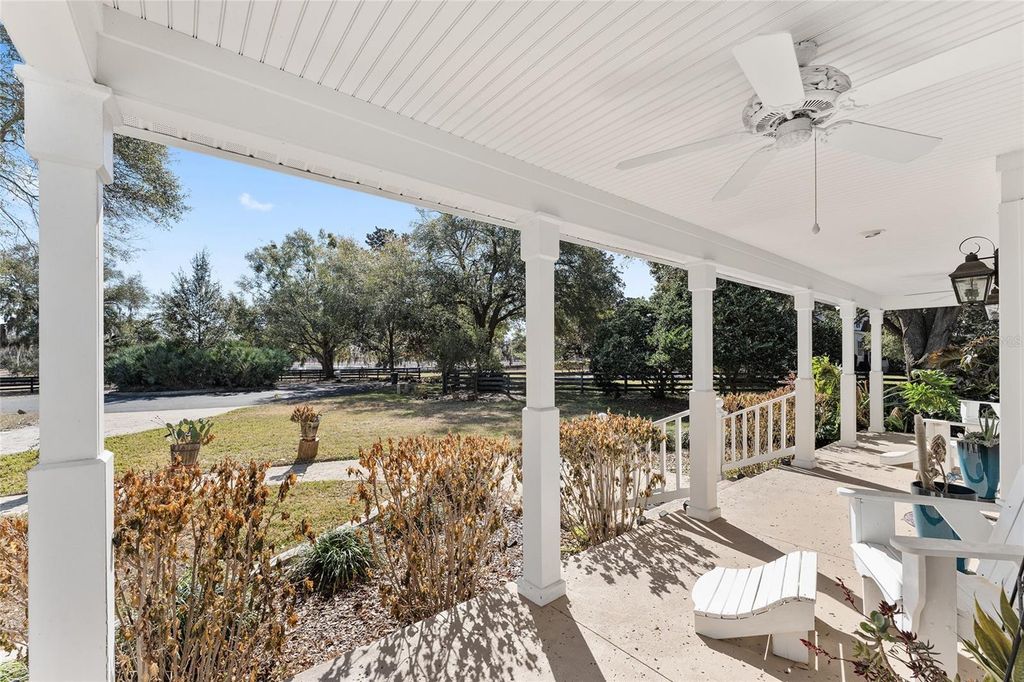 Image 9 of property listing at 2756 CUTTERS CORNER, The Villages, FL 32162