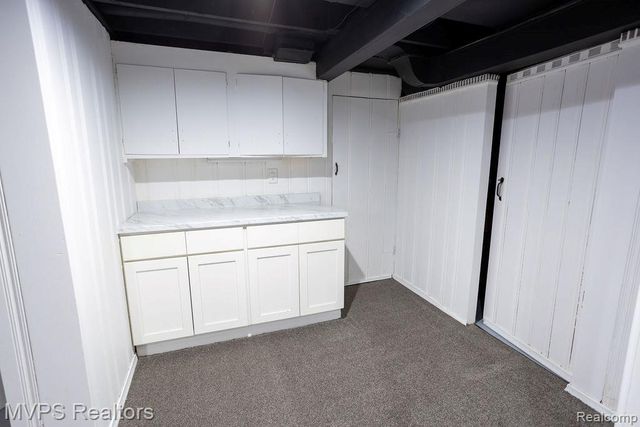 15420 Couzens Avenue, Eastpointe, MI 48021