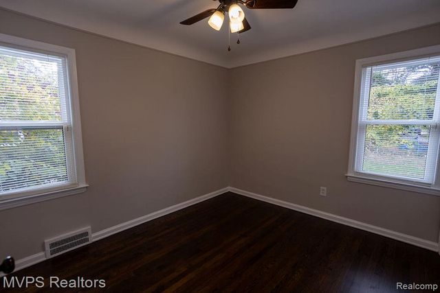 15420 Couzens Avenue, Eastpointe, MI 48021