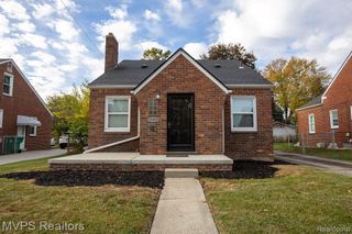 15420 Couzens Avenue, Eastpointe, MI 48021