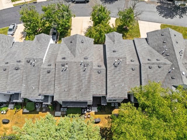 28 Garfield Way, Montgomery Twp., NJ 08540