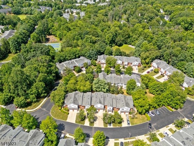 28 Garfield Way, Montgomery Twp., NJ 08540