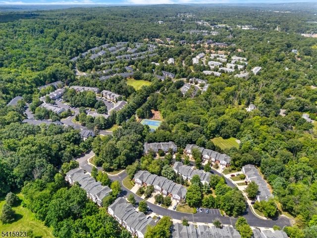 28 Garfield Way, Montgomery Twp., NJ 08540