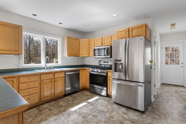 25 Kerry Drive, Barnstable, MA 02648