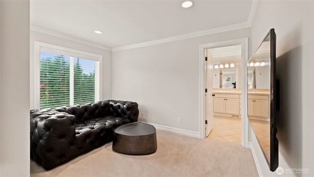 205 259th Avenue NE, Sammamish, WA 98074