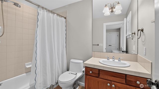 205 259th Avenue NE, Sammamish, WA 98074
