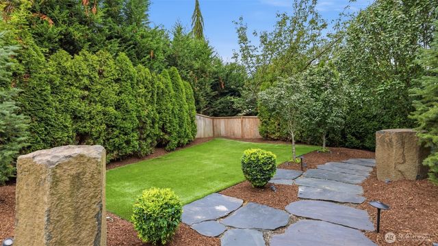 205 259th Avenue NE, Sammamish, WA 98074