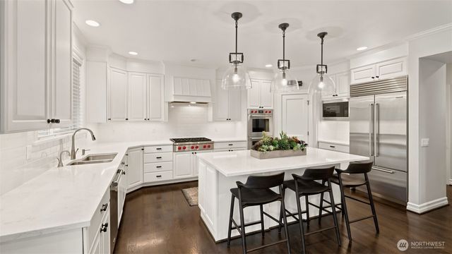 205 259th Avenue NE, Sammamish, WA 98074