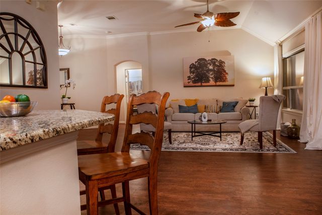 9604 Pinewood Drive, Denton, TX 76207