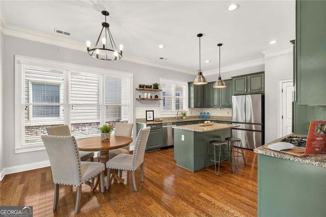 4054 Hill House Road SW, Smyrna, GA 30082