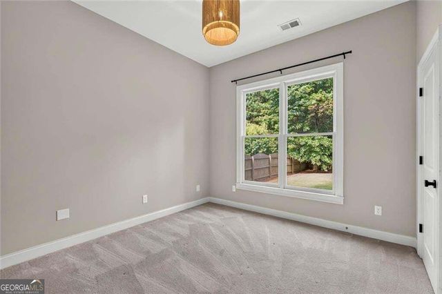 4054 Hill House Road SW, Smyrna, GA 30082