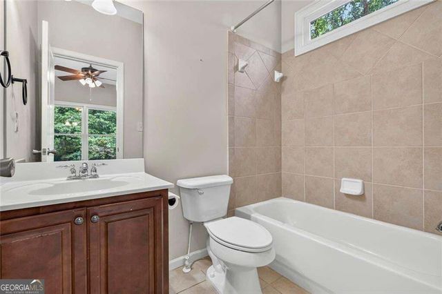 4054 Hill House Road SW, Smyrna, GA 30082