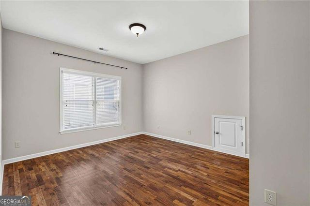 4054 Hill House Road SW, Smyrna, GA 30082