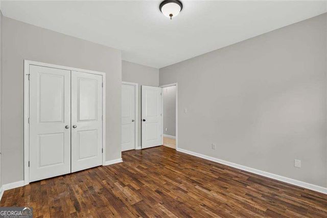 4054 Hill House Road SW, Smyrna, GA 30082