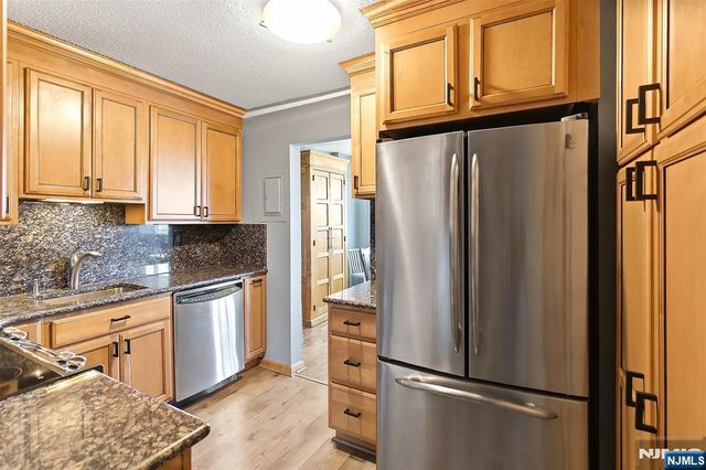 160 Overlook Avenue 11B, Hackensack, NJ 07601