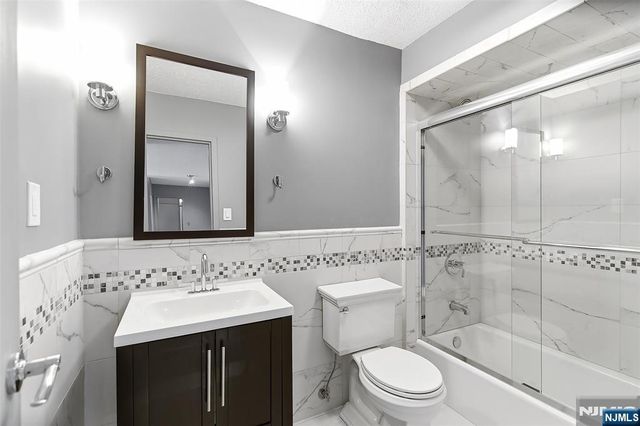 160 Overlook Avenue 11B, Hackensack, NJ 07601