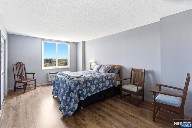 160 Overlook Avenue 11B, Hackensack, NJ 07601