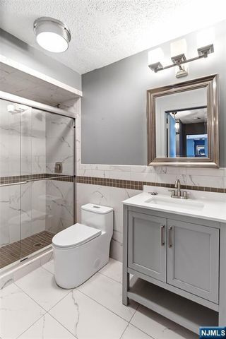 160 Overlook Avenue 11B, Hackensack, NJ 07601