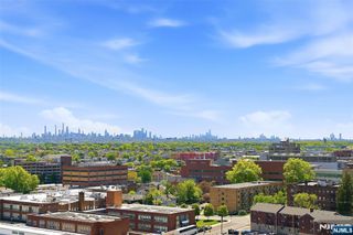 160 Overlook Avenue 11B, Hackensack, NJ 07601