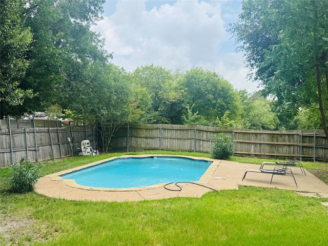 2129 Diane Drive, Mesquite, TX 75149